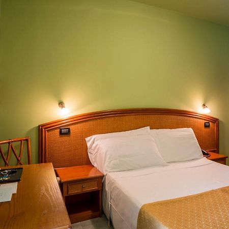 Hotel Ambassador Bibione Zewnętrze zdjęcie