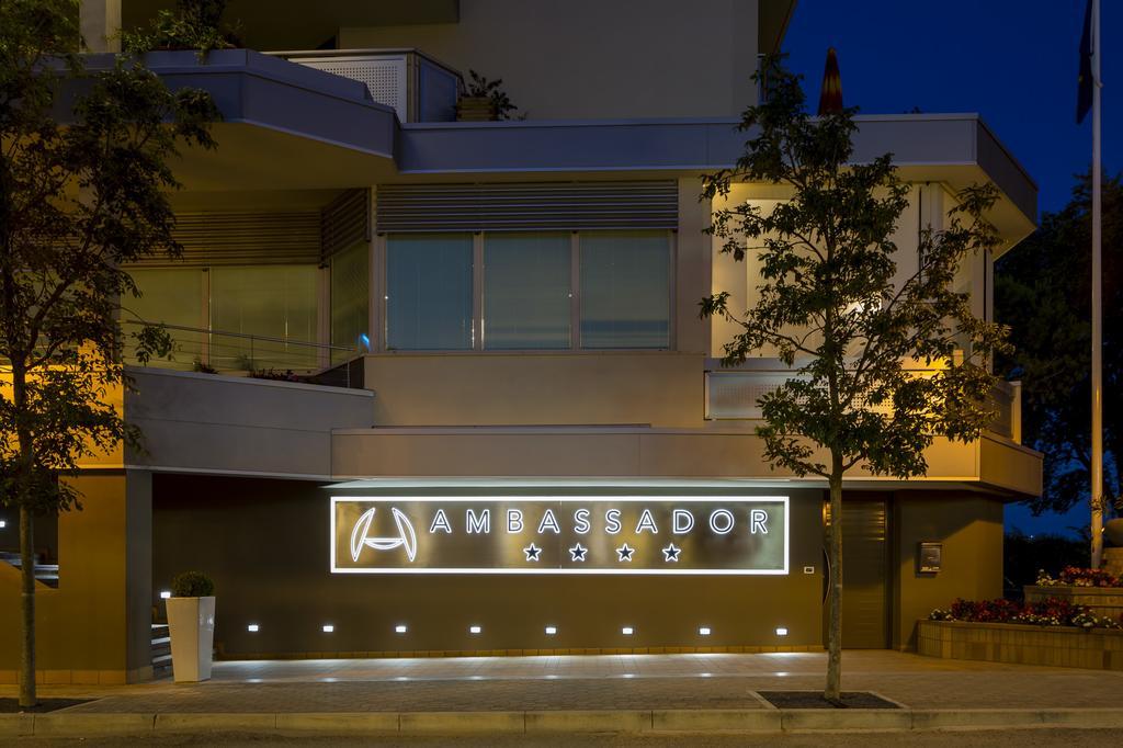 Hotel Ambassador Bibione Zewnętrze zdjęcie