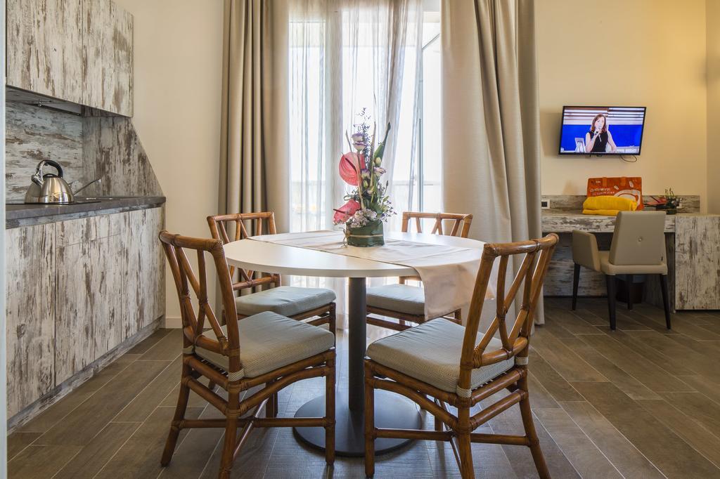 Hotel Ambassador Bibione Zewnętrze zdjęcie