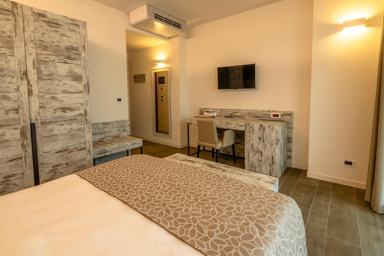 Hotel Ambassador Bibione Zewnętrze zdjęcie